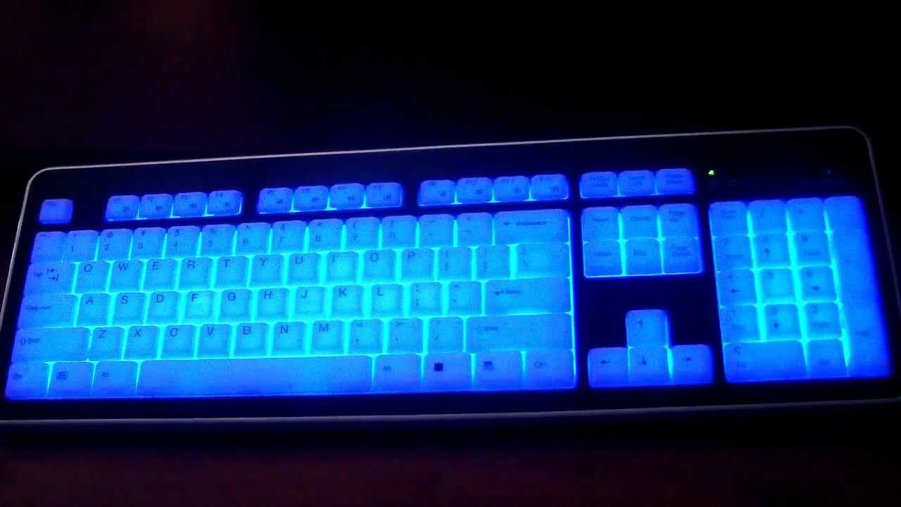 hcman keyboard lights up when computer off